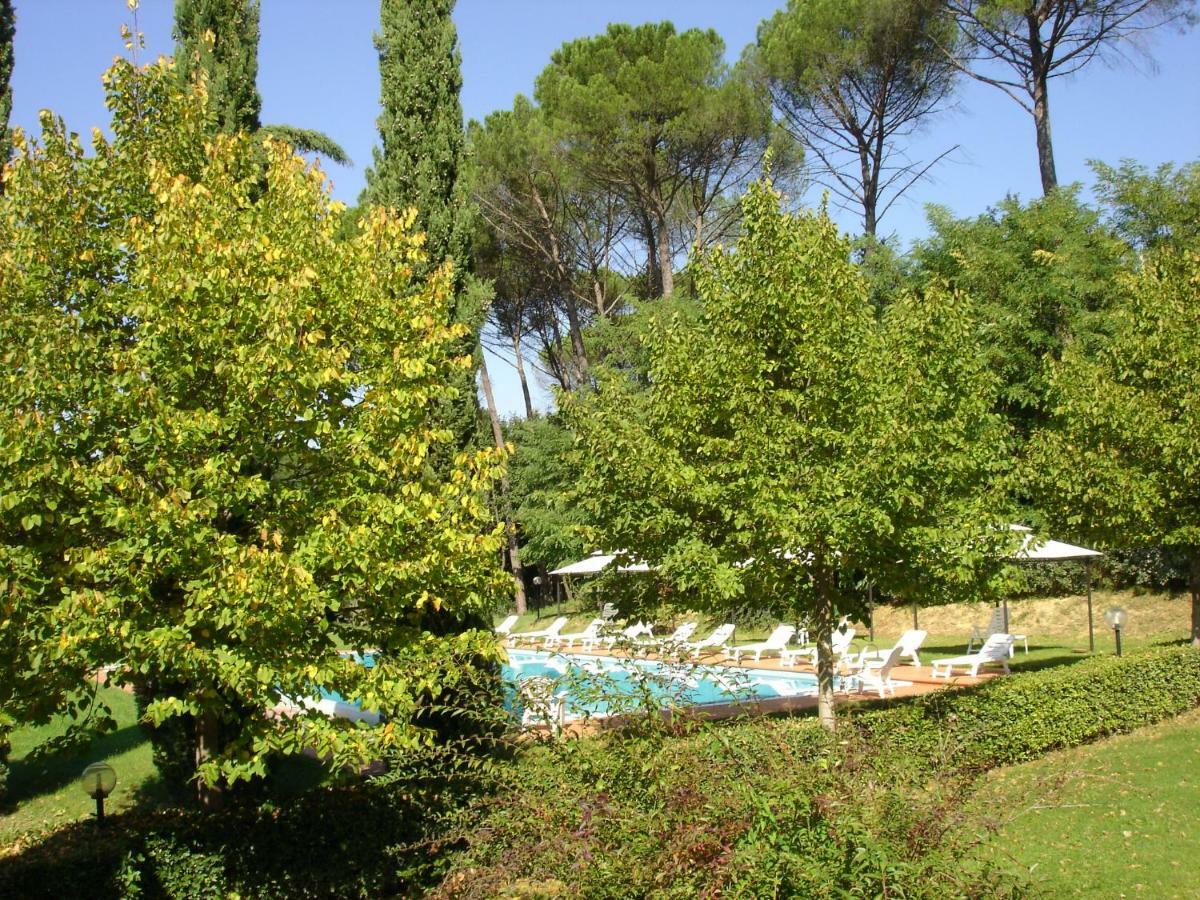 Appartamenti Avanella A 150 Mt Dalla Piscina 150 Mt From Swimming Pool Чертальдо Екстер'єр фото
