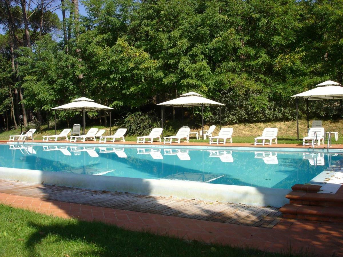 Appartamenti Avanella A 150 Mt Dalla Piscina 150 Mt From Swimming Pool Чертальдо Екстер'єр фото