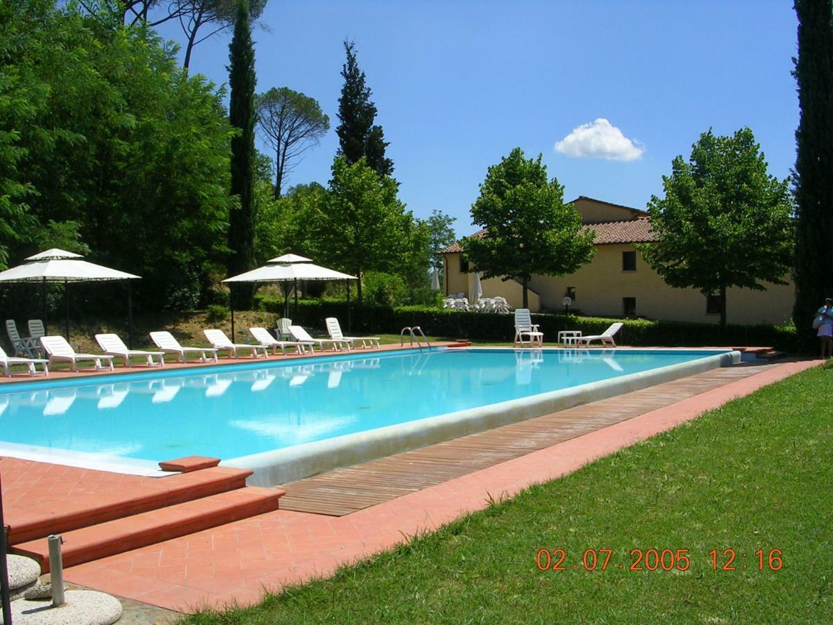 Appartamenti Avanella A 150 Mt Dalla Piscina 150 Mt From Swimming Pool Чертальдо Екстер'єр фото